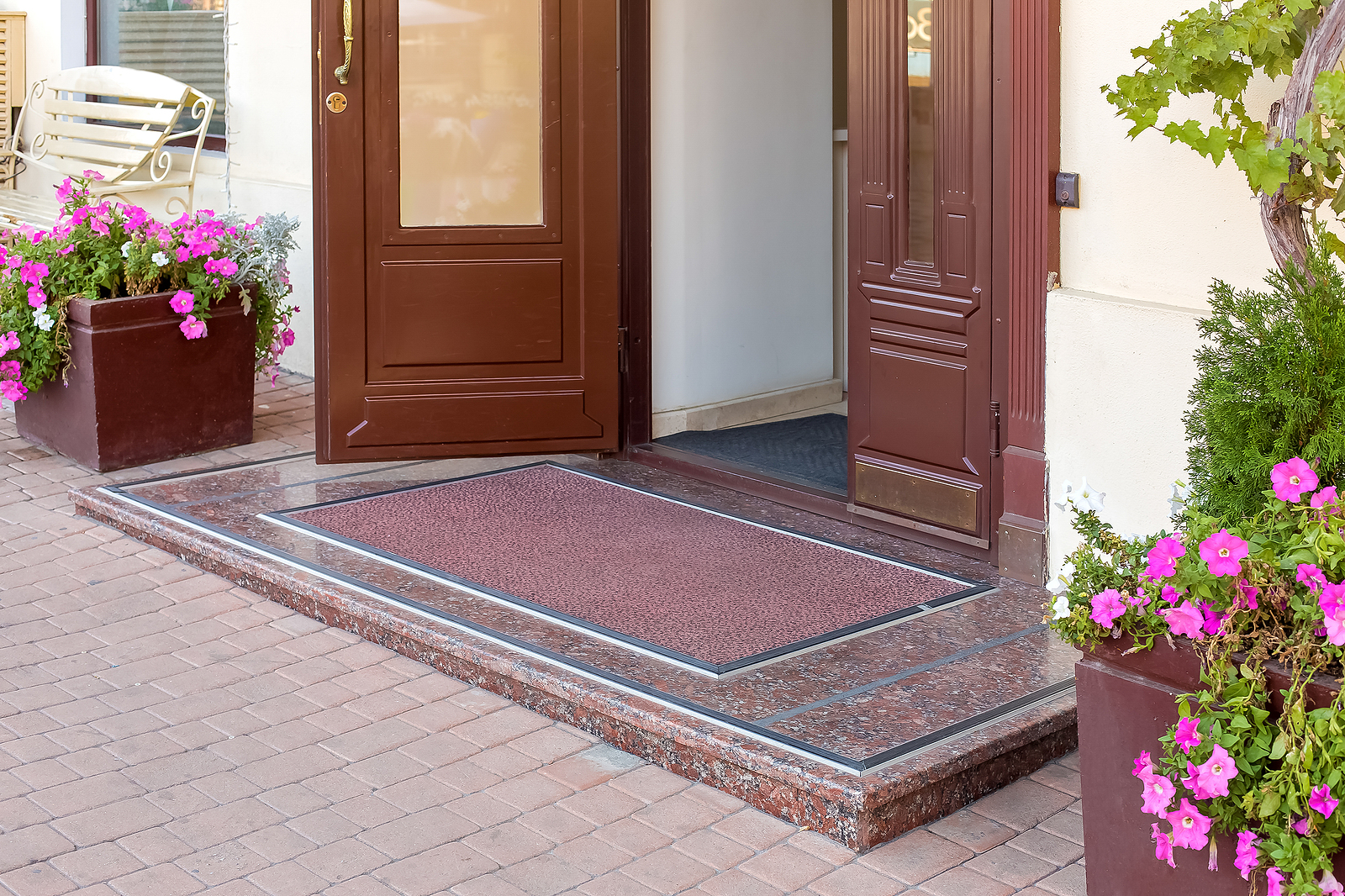 EMS entrance matting systems - threshold with mat on entrance door in hotel